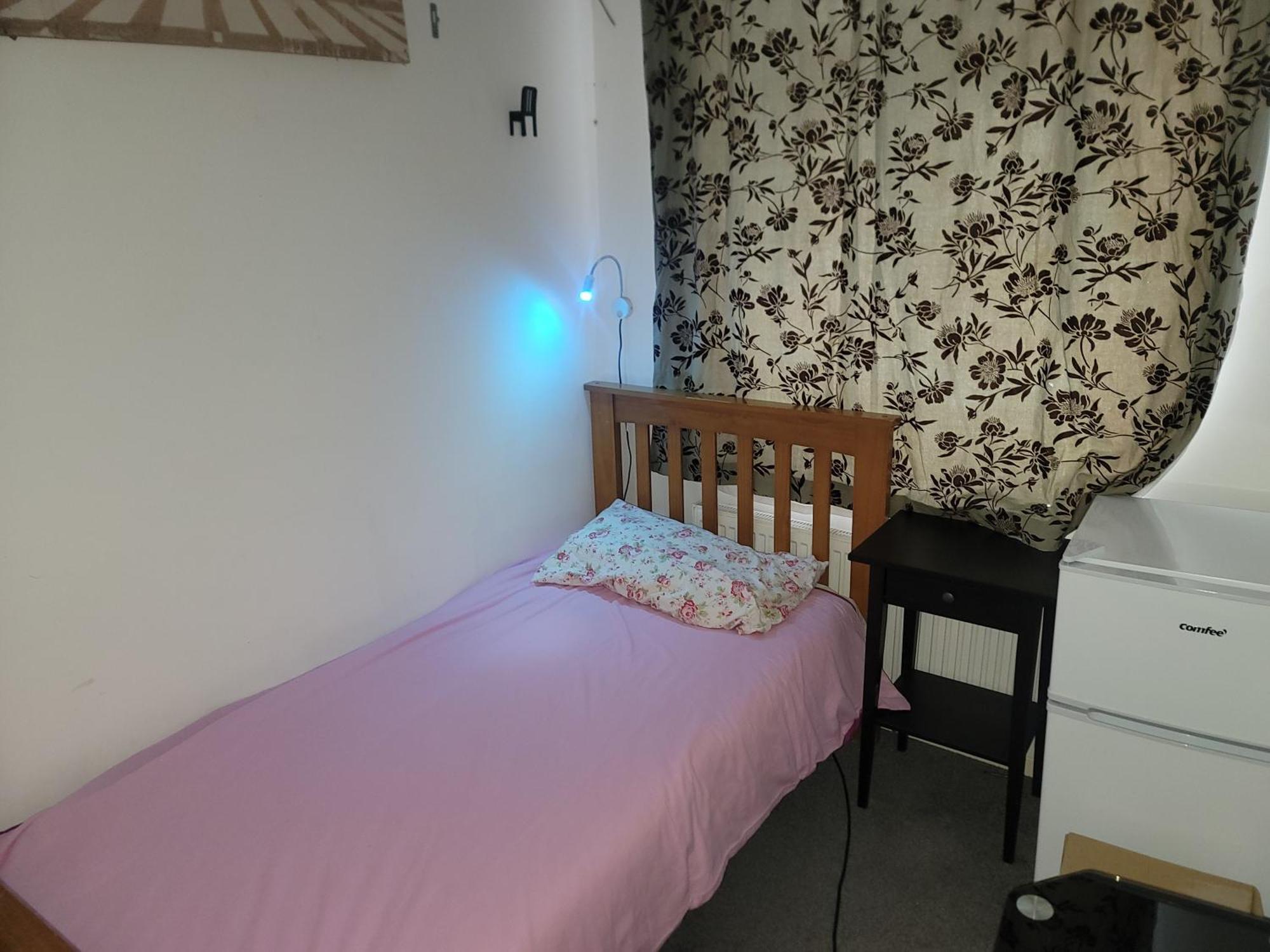 Kosy Roomz Welling Zimmer foto